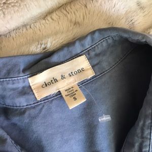 Cloth and Stone super soft long chambray shirt